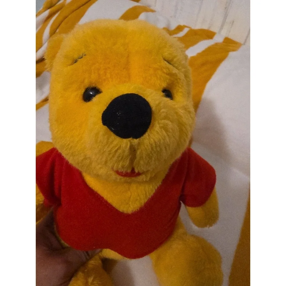 Vintage 1994 Winnie The Pooh 12 Inch Plush Mattel‎